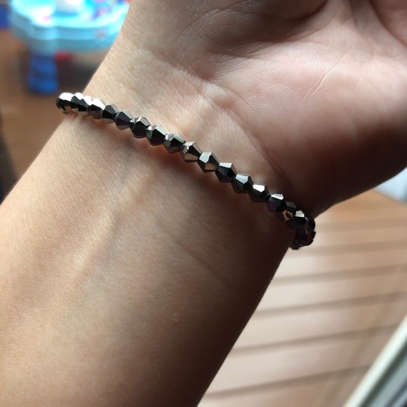 Handmade ‘Jesus 🖤 Me’ bracelet - Picture 3 of 5